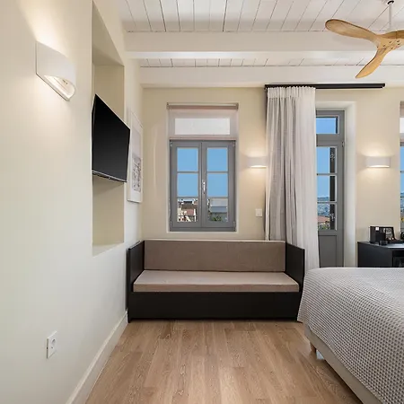 La Torre Del Kastelli ハニア