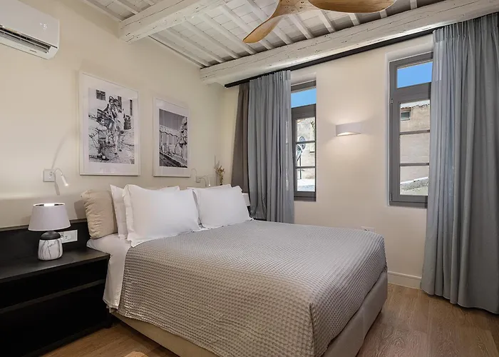 La Torre Del Kastelli * ハニア