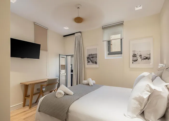 La Torre Del Kastelli ハニア